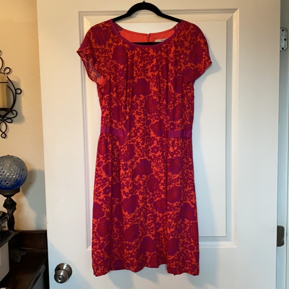 Boden Easy Day Pink Dress with waist detail. - Picture 3 of 5